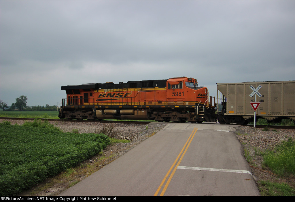 BNSF 5981 - DPU